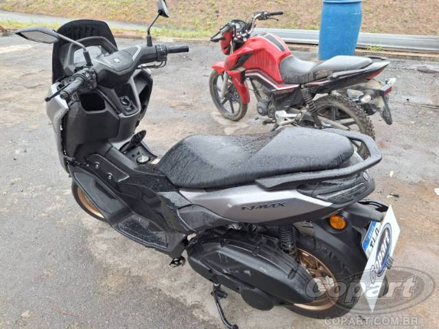 2025 YAMAHA NMAX 