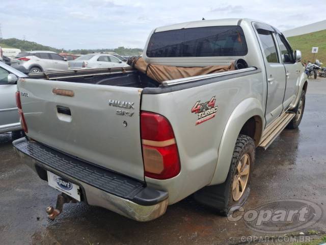 2013 TOYOTA HILUX CD 