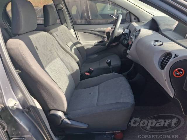 2013 TOYOTA ETIOS SEDA 