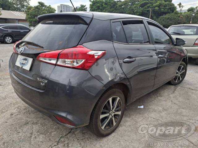 2021 TOYOTA YARIS 