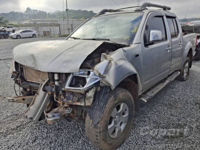 2011 NISSAN FRONTIER CD 