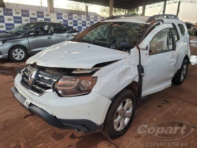 2024 RENAULT DUSTER 