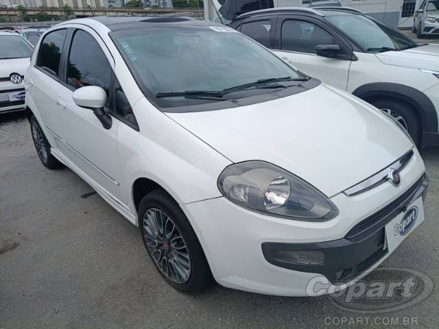 2013 FIAT PUNTO 