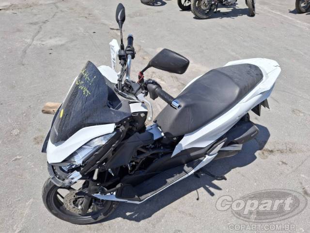 2025 HONDA PCX 