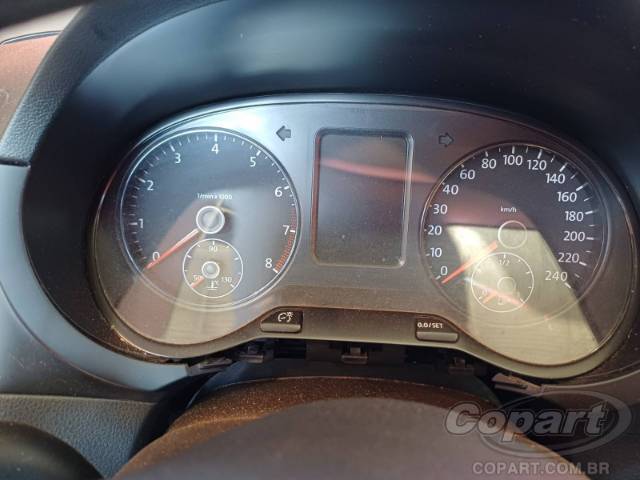2013 VOLKSWAGEN FOX 