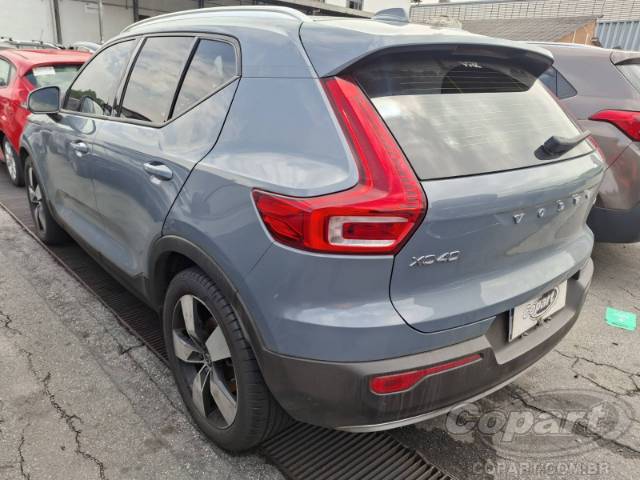 2020 VOLVO XC40 