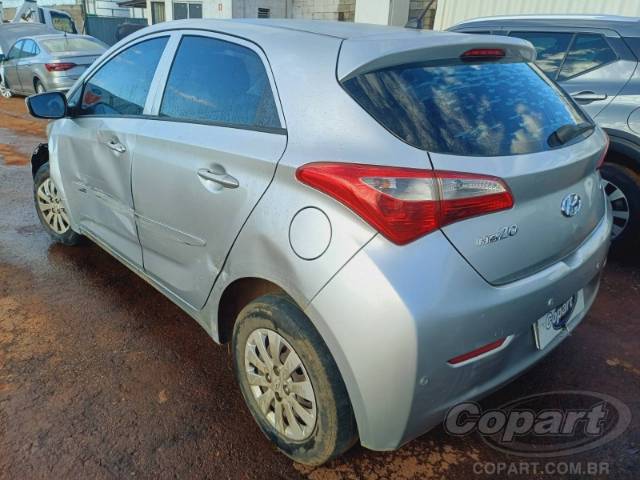 2014 HYUNDAI HB20 