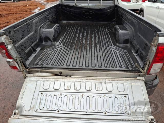 2019 TOYOTA HILUX CS 