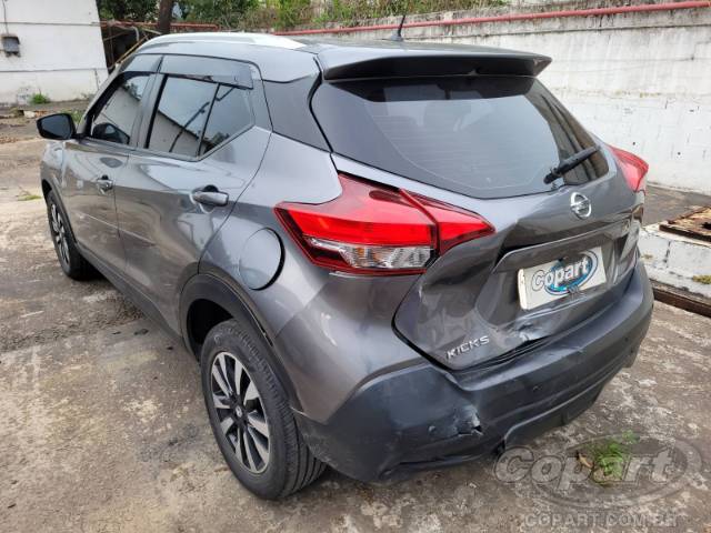 2019 NISSAN KICKS 