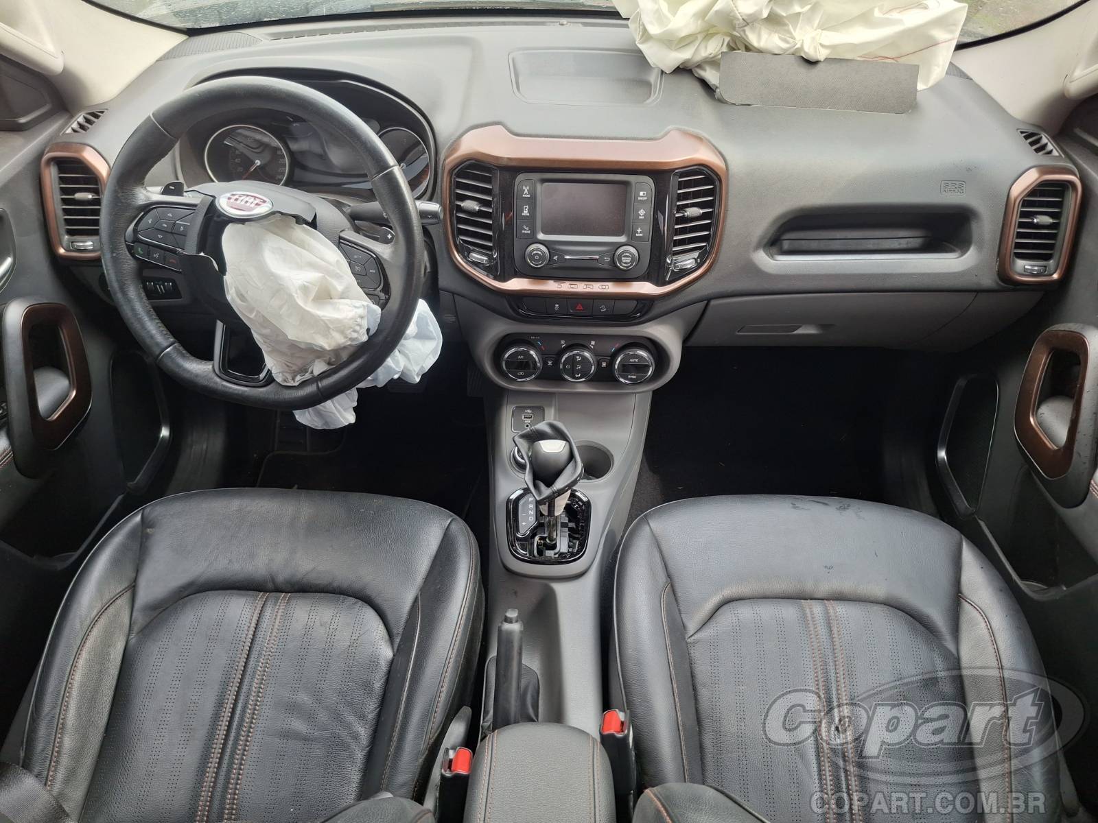 Foto 9 de 15: 2019 FIAT TORO