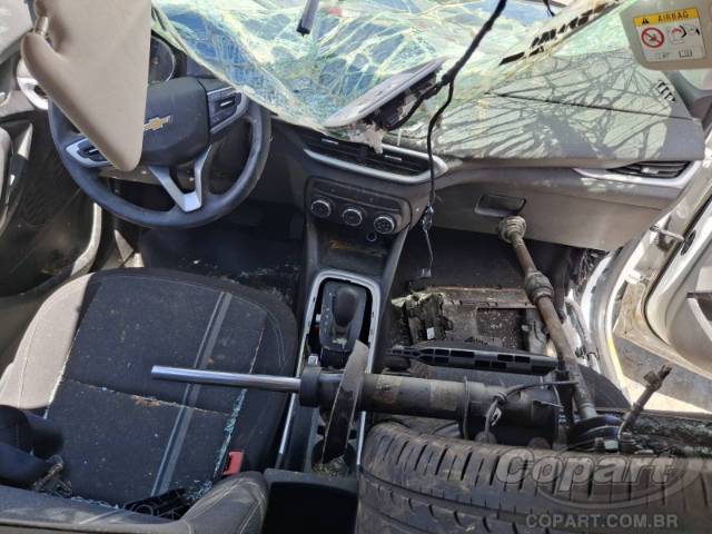 2025 CHEVROLET TRACKER 