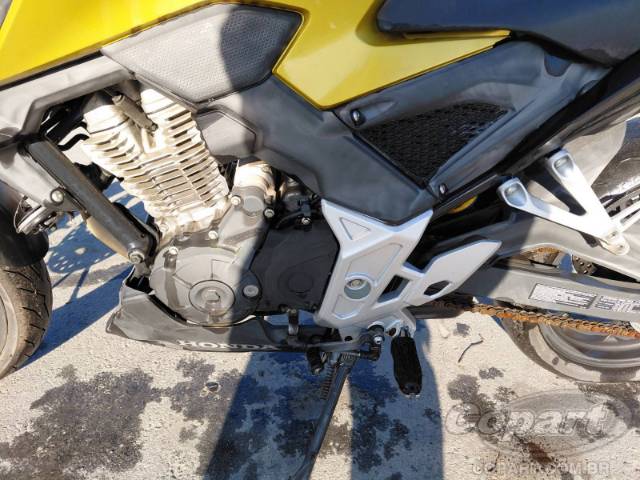2023 HONDA CB 300F 