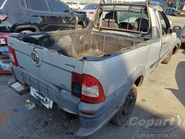 2013 FIAT STRADA 