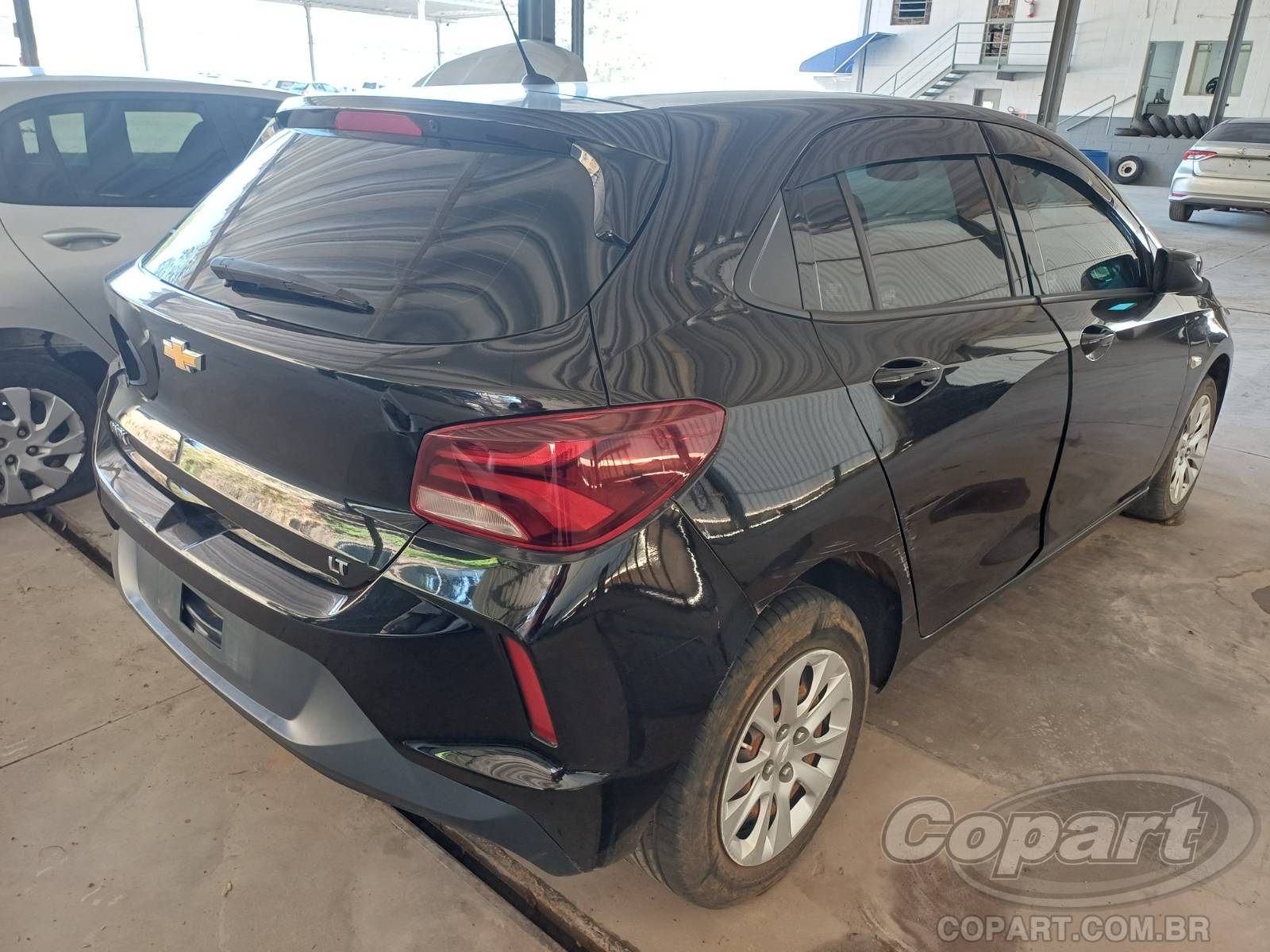 2020 CHEVROLET ONIX — foto 4 de 10