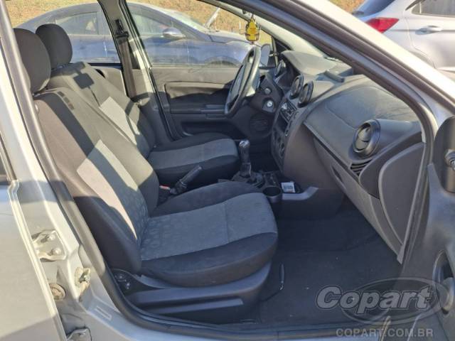 2013 FORD FIESTA 