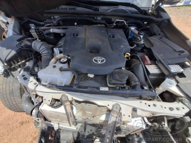 2025 TOYOTA HILUX CD 