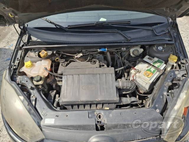 2011 FORD FIESTA 