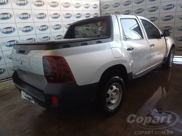 2019 RENAULT DUSTER OROCH 