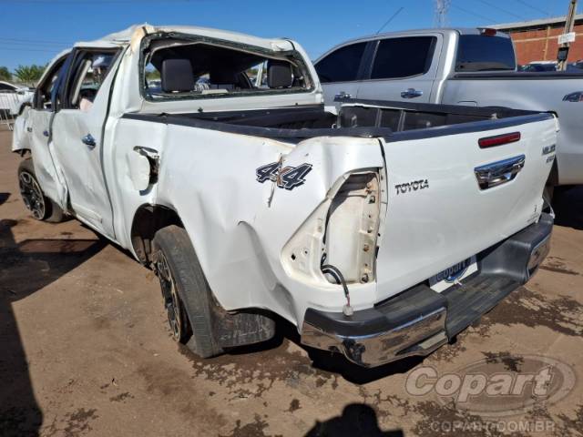 2023 TOYOTA HILUX CD 