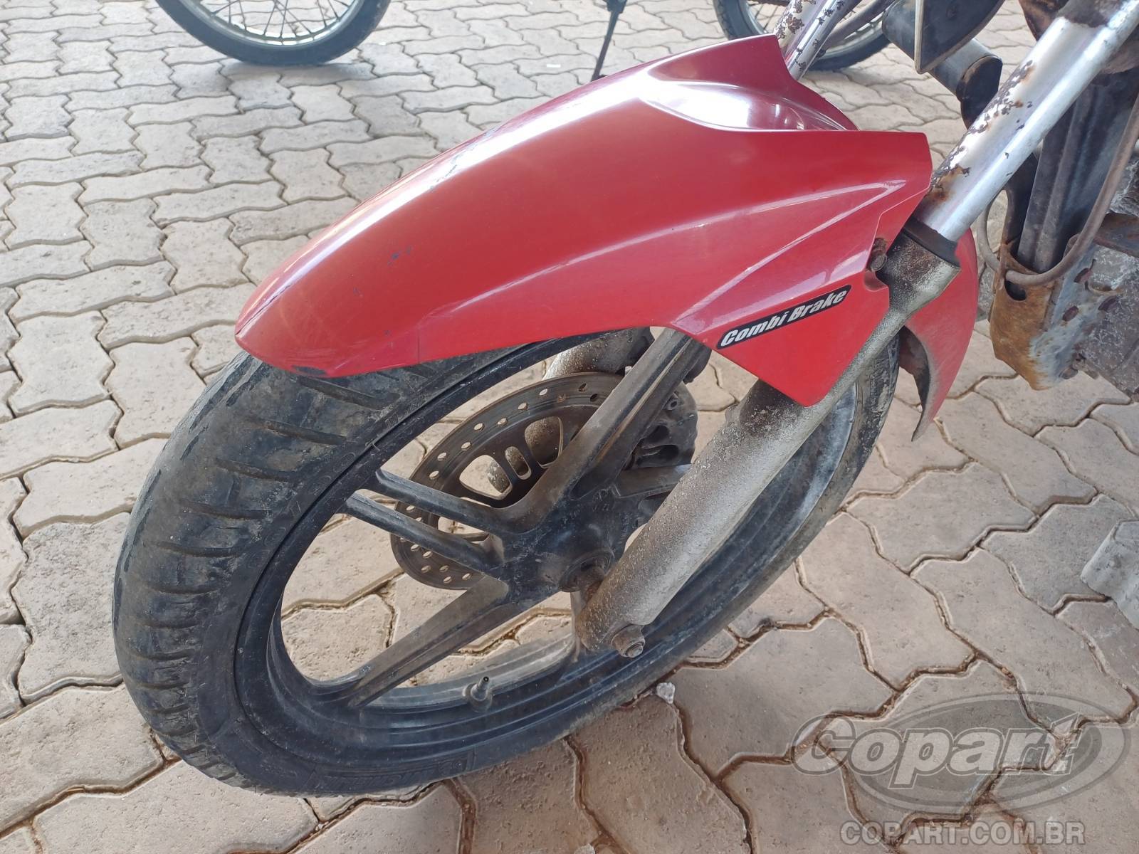 Foto 8 de 10: 2015 HONDA CG 150
