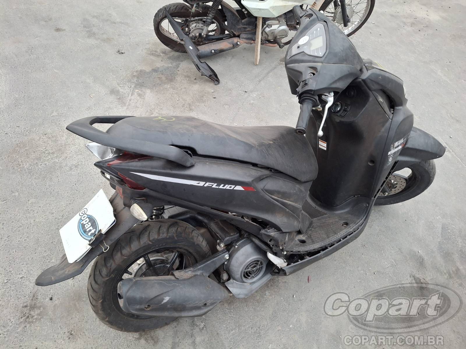 2025 YAMAHA FLUO — foto 4 de 13