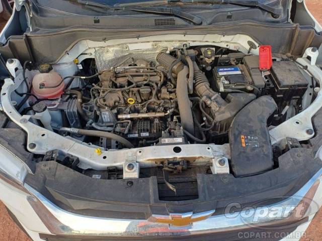 2025 CHEVROLET TRACKER 