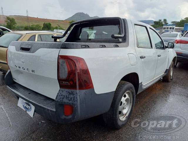 2018 RENAULT DUSTER OROCH 