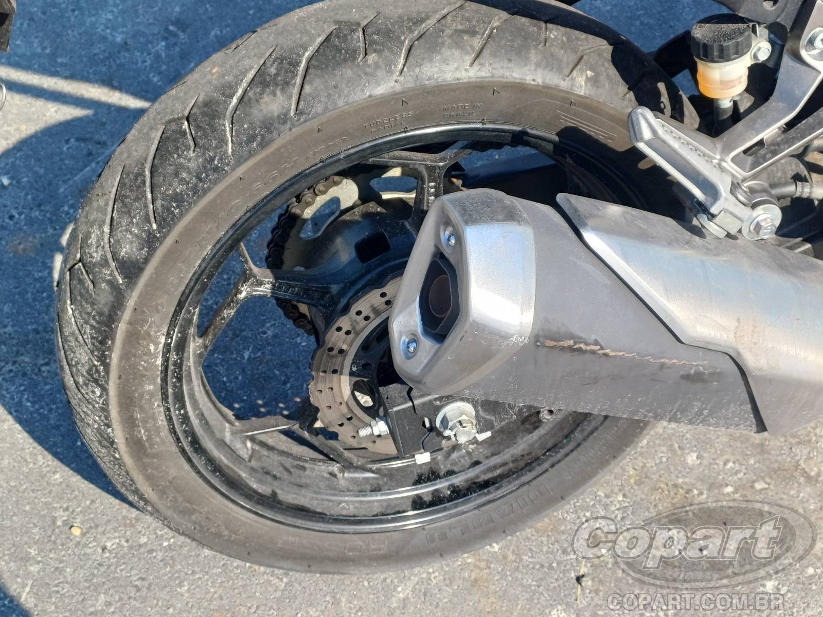 Foto 7 de 10: KAWASAKI Z300