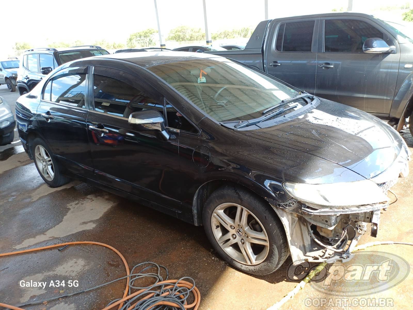 Veículo Honda Civic Honda Civic EXS 1.8 16V 2008 Colisão Frontal 2008 em leilão