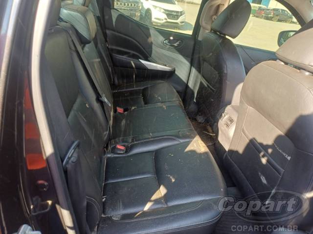 2022 NISSAN FRONTIER CD 
