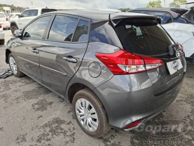 2024 TOYOTA YARIS 