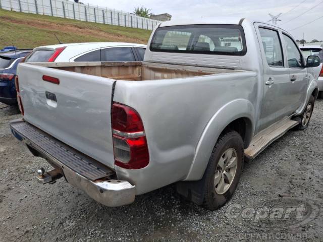 2010 TOYOTA HILUX CD 