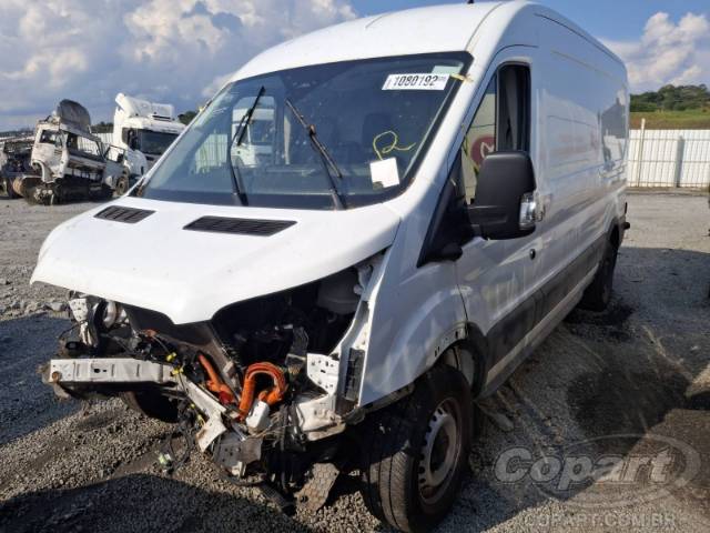 2025 FORD E-TRANSIT FURGAO 