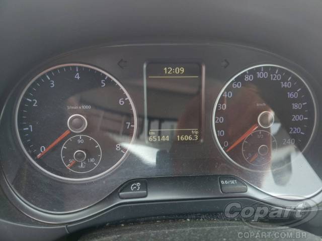2011 VOLKSWAGEN FOX 