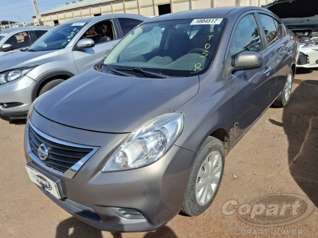 2014 NISSAN VERSA 