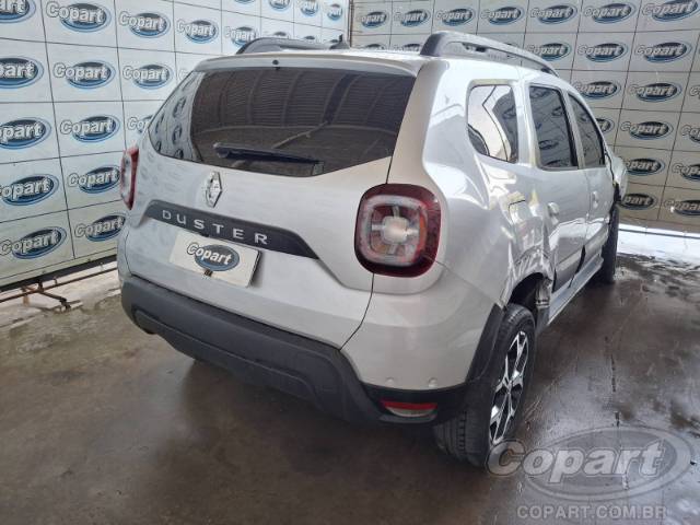 2022 RENAULT DUSTER 