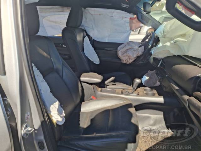 2019 TOYOTA HILUX CD 