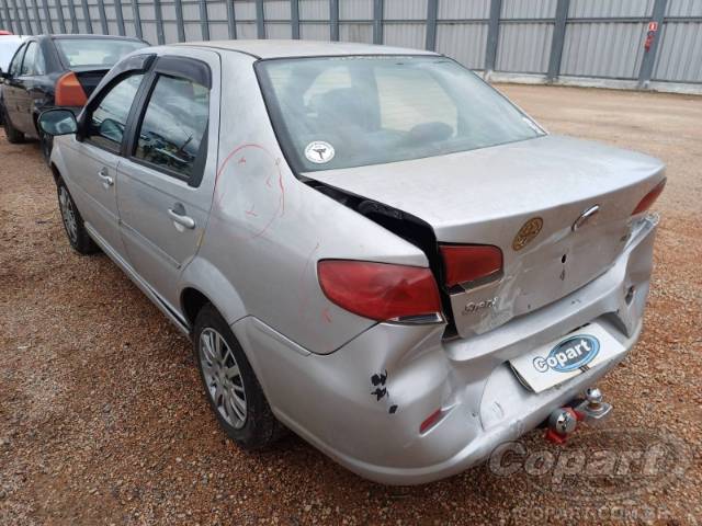 2013 FIAT SIENA 