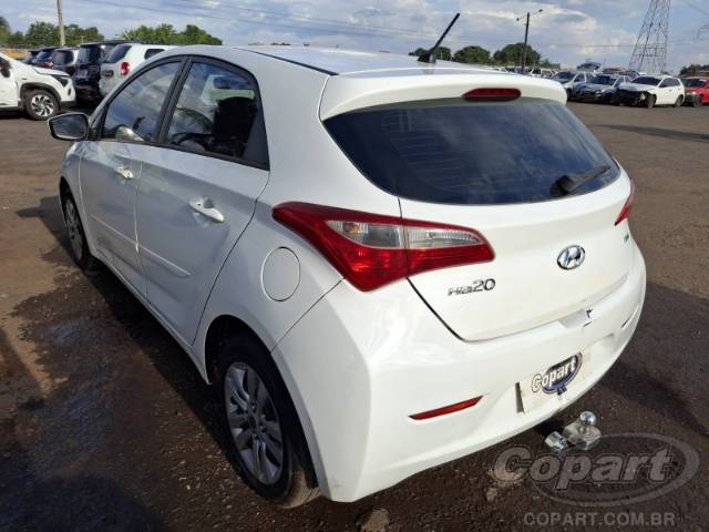 2015 HYUNDAI HB20 