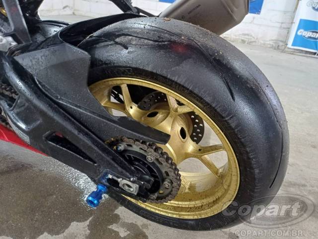 2022 HONDA CBR 1000RR-R 