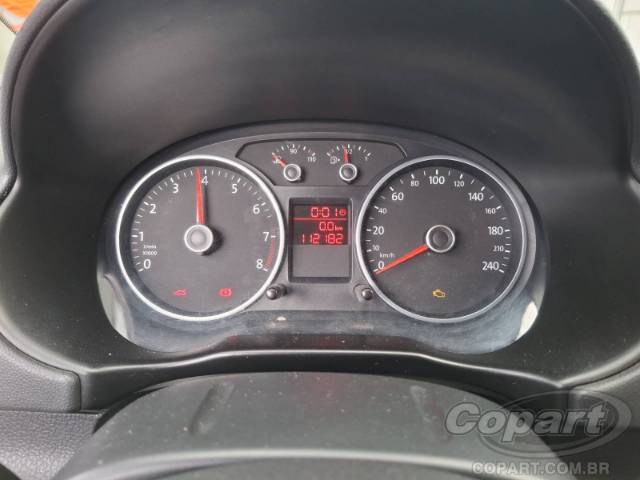 2014 VOLKSWAGEN VOYAGE 