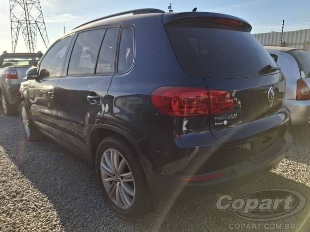 2017 VOLKSWAGEN TIGUAN 