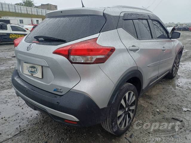 2018 NISSAN KICKS 