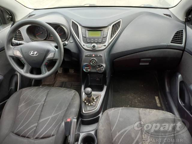 2014 HYUNDAI HB20S 