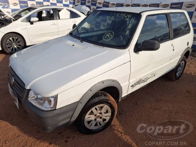 2013 FIAT UNO 