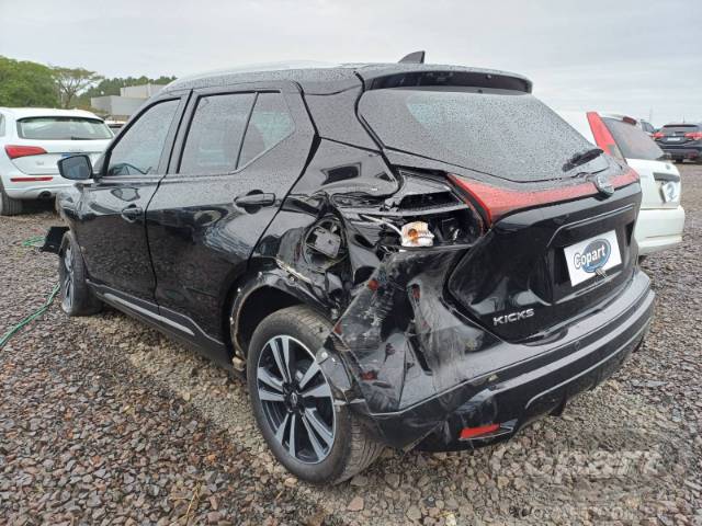 2023 NISSAN KICKS 