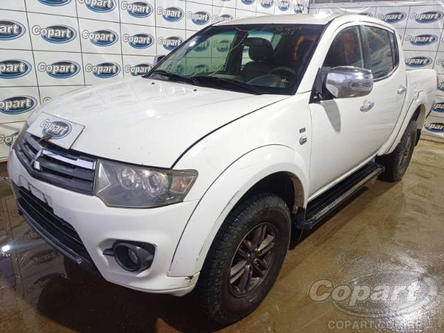 2015 MITSUBISHI L200 TRITON 