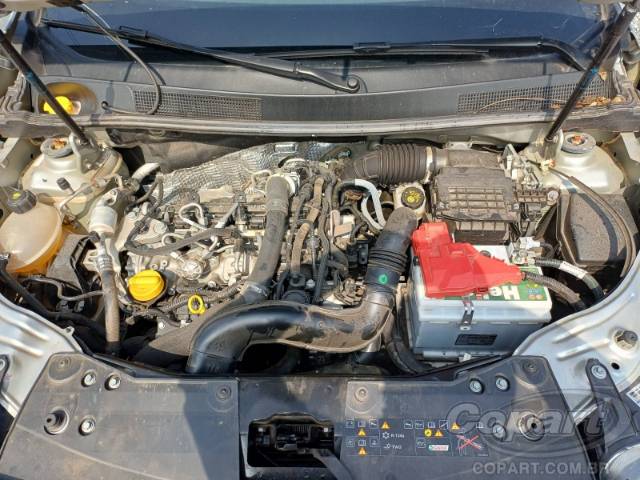 2025 RENAULT DUSTER 