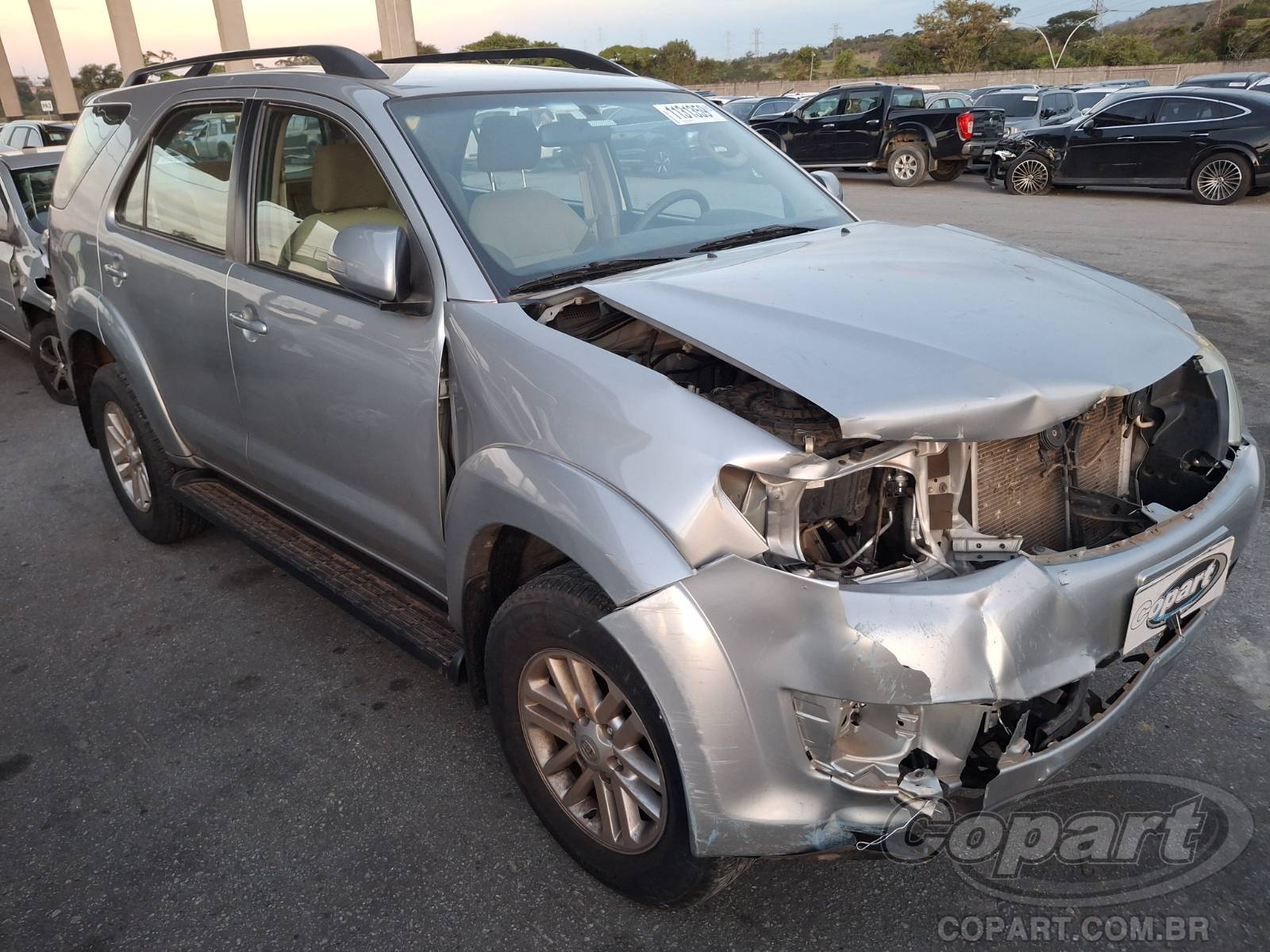 Veículo Toyota Hilux Toyota Hilux SW4 2015 2015 em leilão