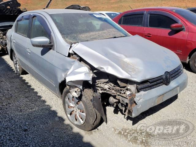 2014 VOLKSWAGEN VOYAGE 